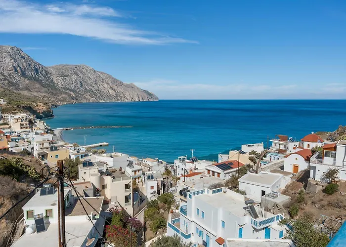 Glaros Πανσιόν 3*