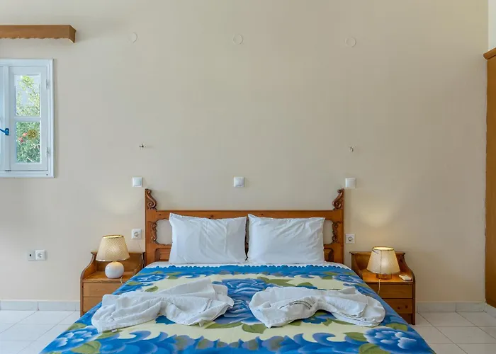 Glaros بيت ضيافة