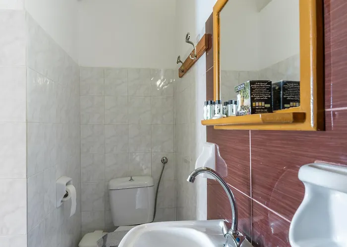 بيت ضيافة Glaros