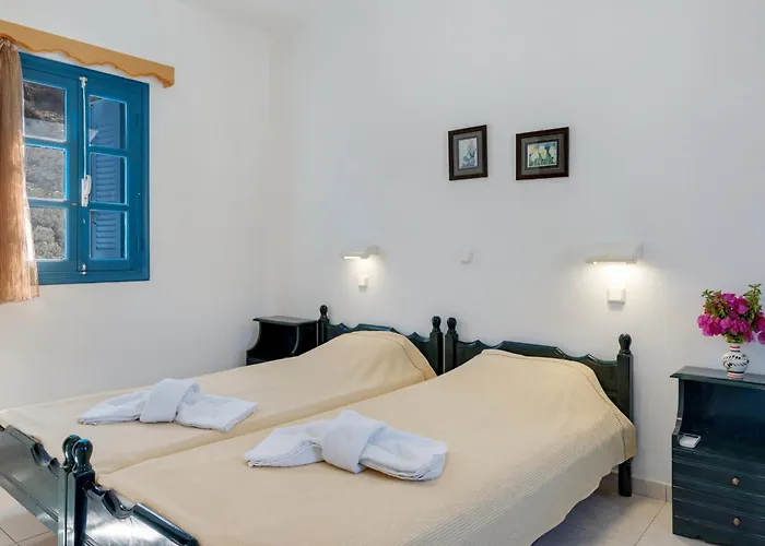 Glaros بيت ضيافة