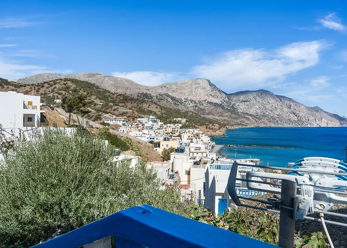 Glaros بيت ضيافة